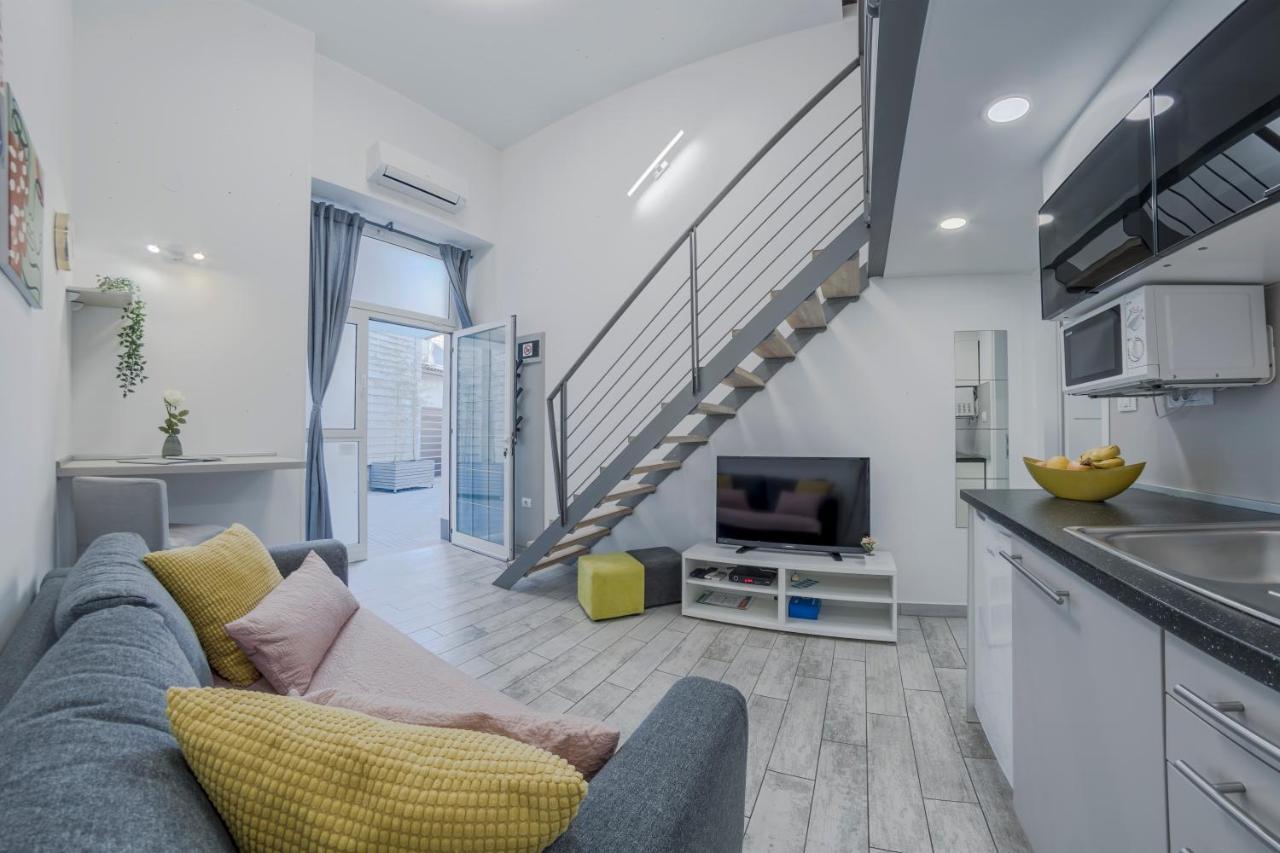 Urban Apartments Pula Exterior photo