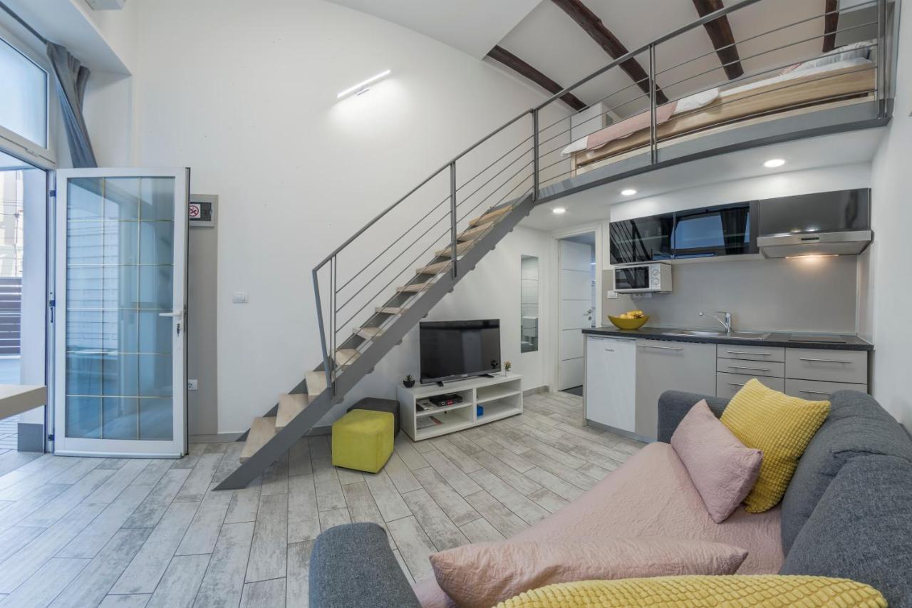 Urban Apartments Pula Exterior photo