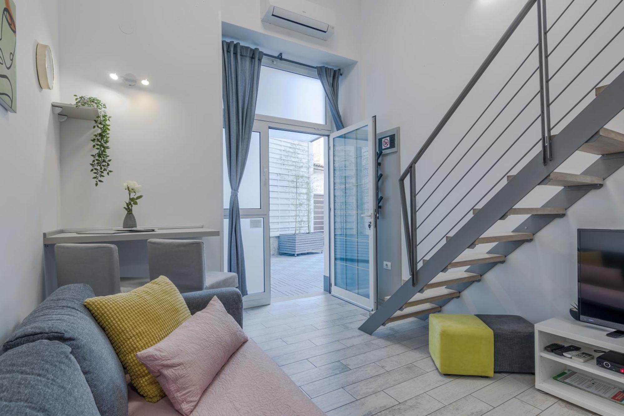 Urban Apartments Pula Exterior photo